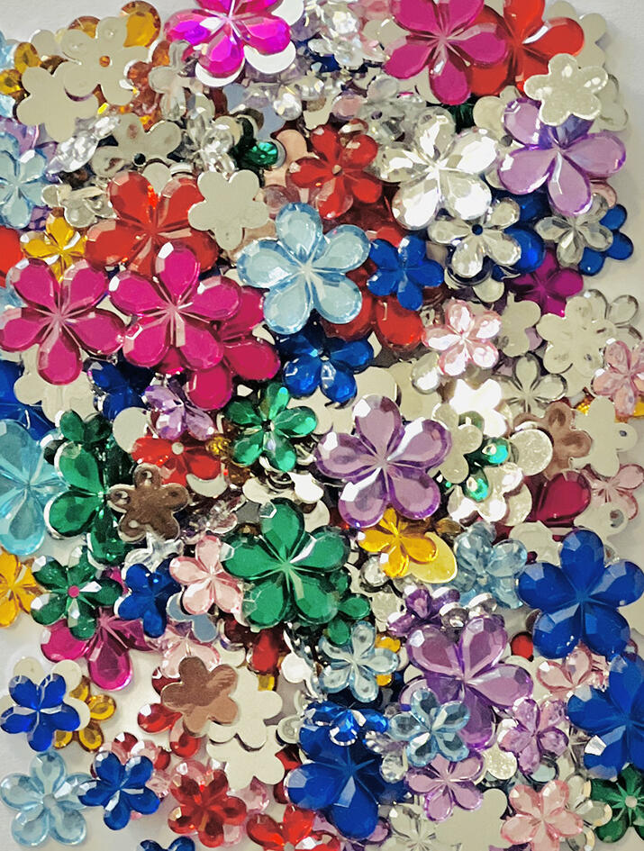 Assortiment de 200 pierres décoratives fleurs - Couleurs et tailles assorties